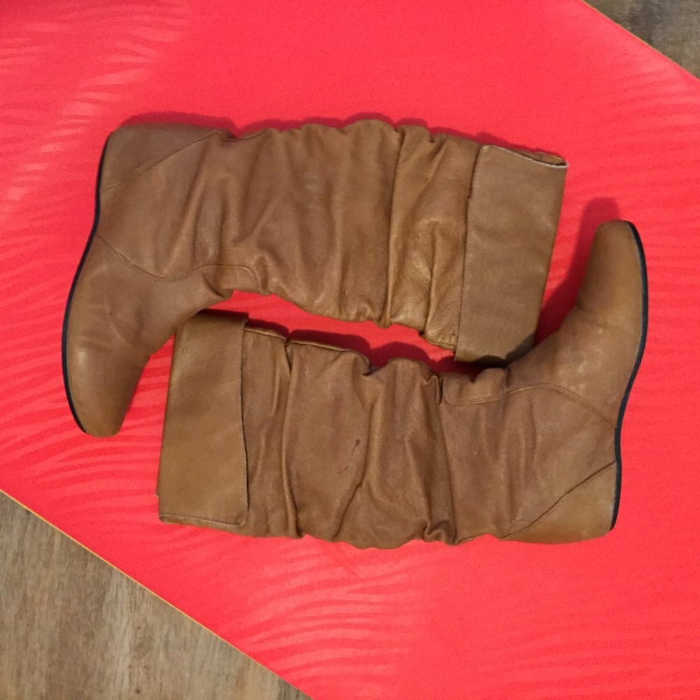 Slouch boot